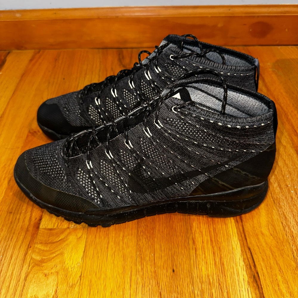 Nike Chukka Boots